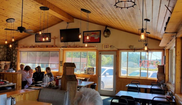 Gustafsons Resort (White Tail Restaurant & Motel) - From Web Listing (newer photo)